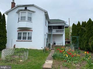 209 Cherry St, East greenville, PA 18041