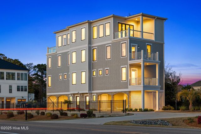 8421 River Road Unit B, Wilmington, NC 28412