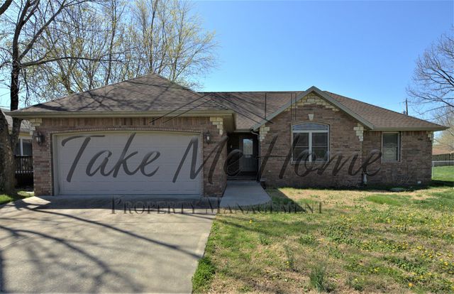 4902 E  Farm Road 136, Springfield, MO 65809