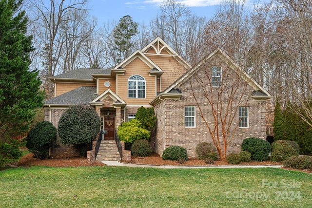 2424 Grimmersborough Ln, Charlotte, NC 28270