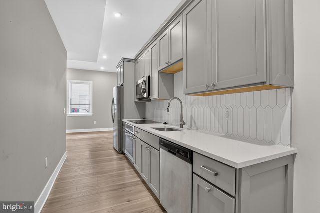 2621 W  Jefferson St #1C, Philadelphia, PA 19121