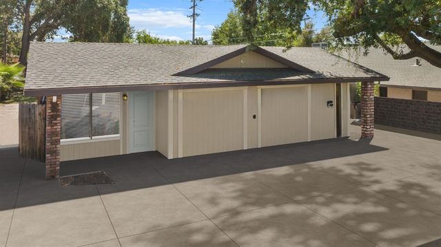 1812 S  Cirby Way, Roseville, CA 95661