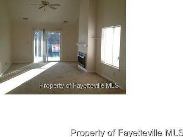 3385 Galleria Dr #20, Fayetteville, NC 28303