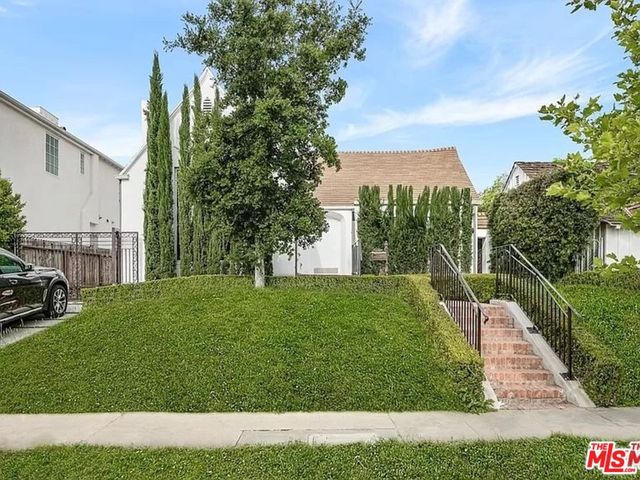 205 S  Maple Dr, Beverly Hills, CA 90212