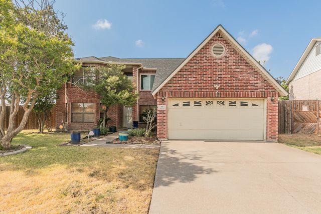 201 Tabor Dr, Arlington, TX 76002