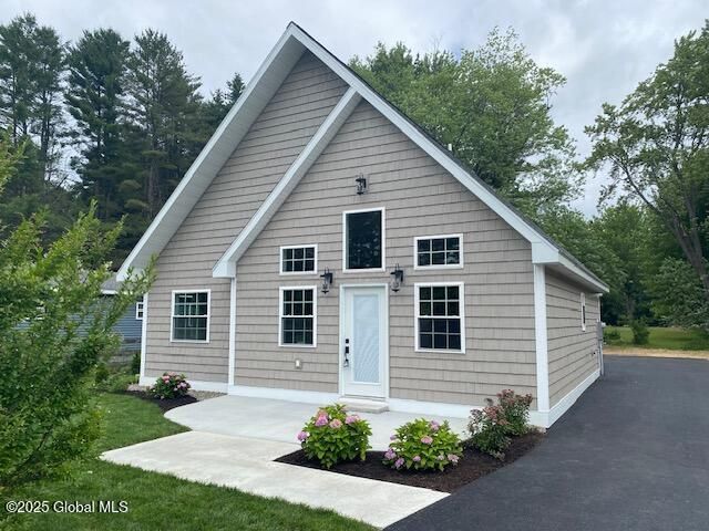 26 N 2nd Avenue, Broadalbin, NY 12025