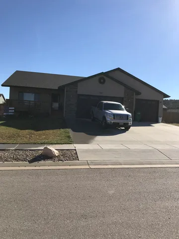 7261 Savannah Ln, Summerset, SD 57718