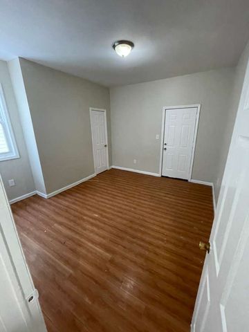 114 S  14th St #LOW, Newark, NJ 07107