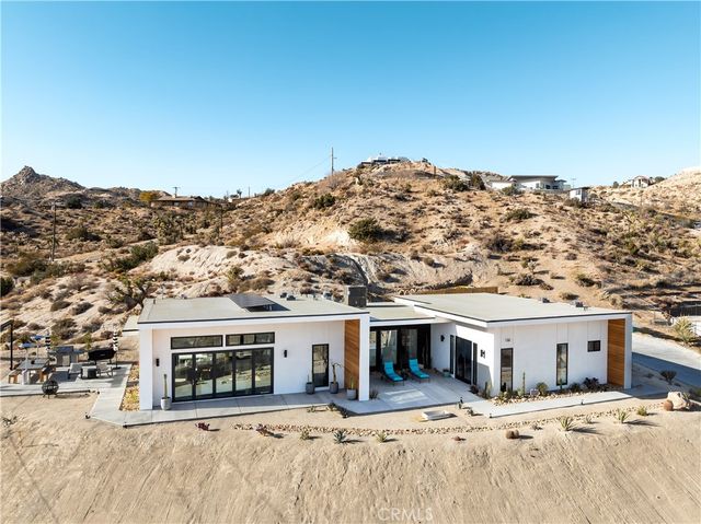 6196 Mirlo Rd, Yucca Valley, CA 92284