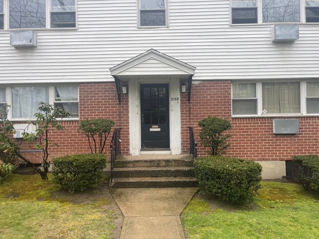 2768 Madison Ave #2B, Bridgeport, CT 06606