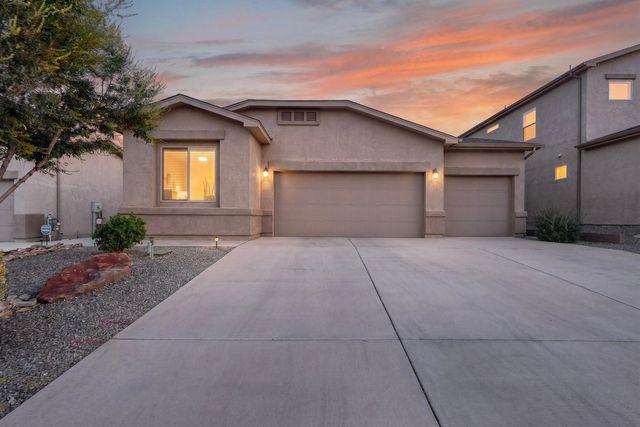 1143 Grace St   NE, Rio Rancho, NM 87144