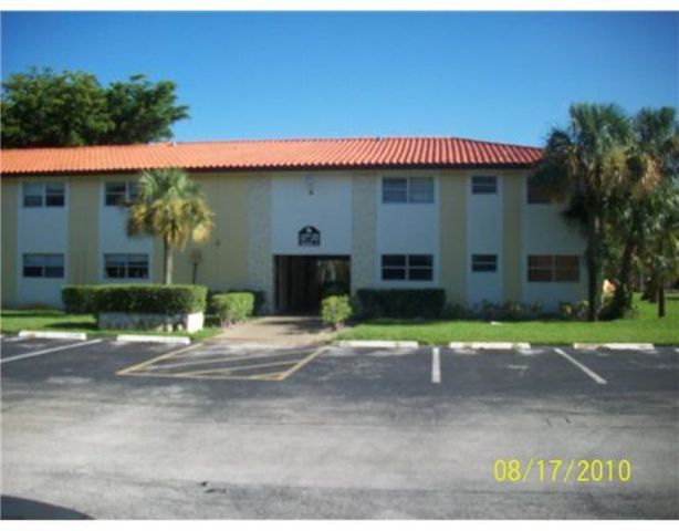 1200 SW 50th Ave #210, North Lauderdale, FL 33068