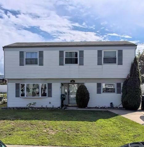 116 7th St, Port Reading, NJ 07064