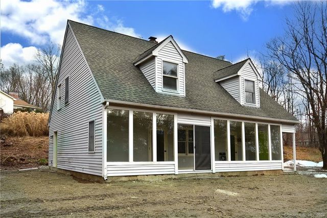35 Grant Hill Rd, Coventry, CT 06238