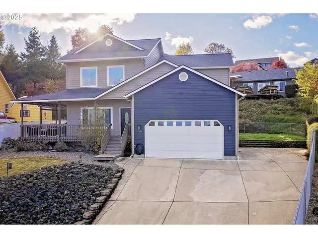 135 Quincetree Ct, Roseburg, OR 97471