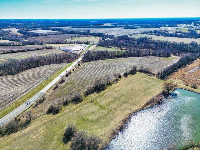 15800 S  State Route 7, Pleasant Hill, MO 64080