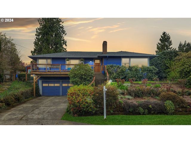 8311 SW 6th Ave, Portland, OR 97219
