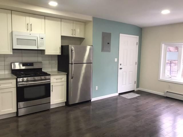 15824 77th Ave #1, Fresh Meadows, NY 11366