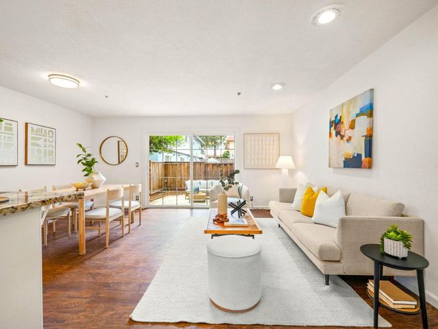 20115 Redwood Rd #7, Castro Valley, CA 94546