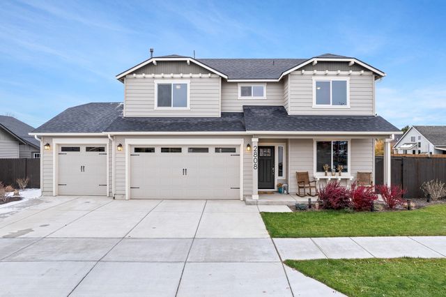 2808 NW 23rd St, Redmond, OR 97756