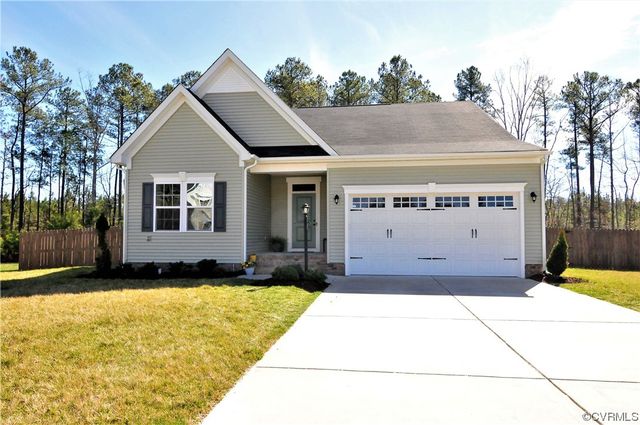 5884 Heathers Crossing Dr, Chesterfield, VA 23832