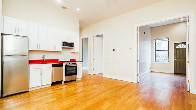 252 Melrose St #1D, Brooklyn, NY 11206