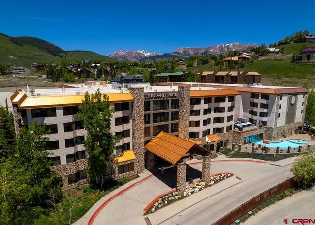 6 Emmons Rd #413, Mount Crested Butte, CO 81225