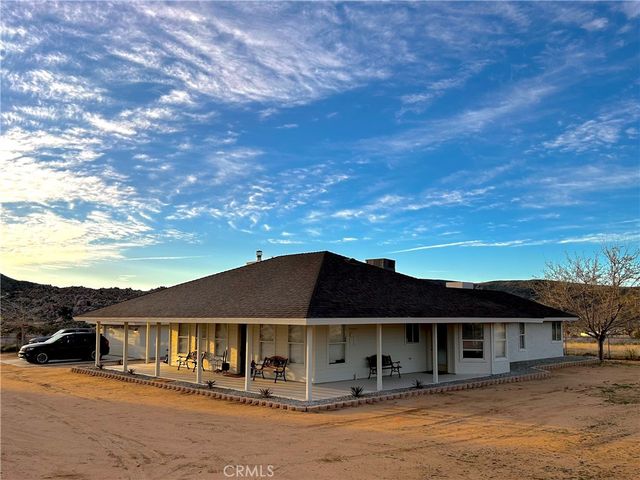 53087 Pipes Canyon Rd, Yucca Valley, CA 92268