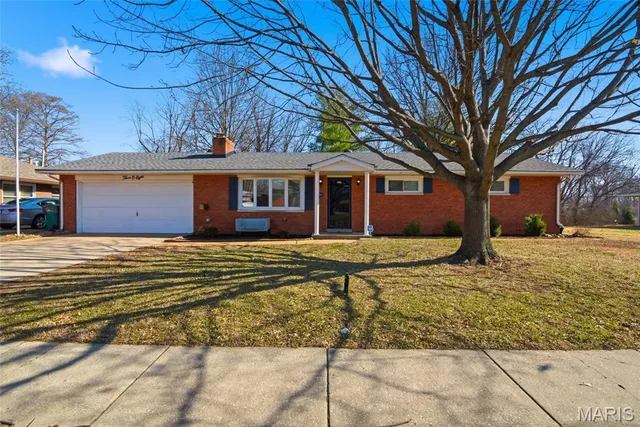 308 S  Smiley St, O'Fallon, IL 62269