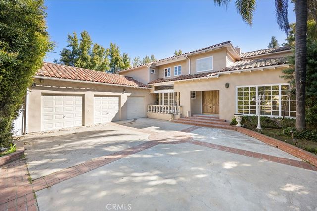 5110 Gloria Ave, Encino, CA 91436