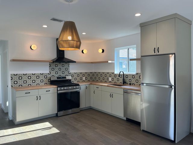 3618 Chesapeake Ave, Los Angeles, CA 90016