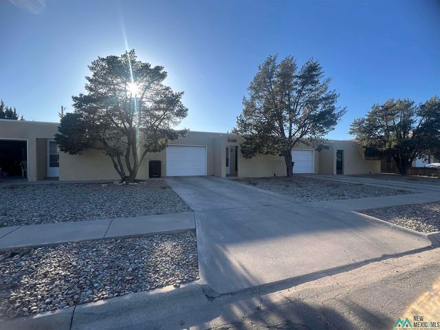 2906 Alhambra Dr, Roswell, NM 88201
