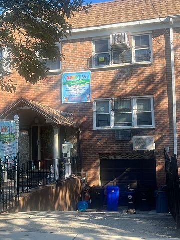 81-03 31st Ave, East Elmhurst, NY 11370