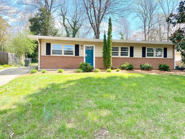 3106 Canterbury St, Greensboro, NC 27408