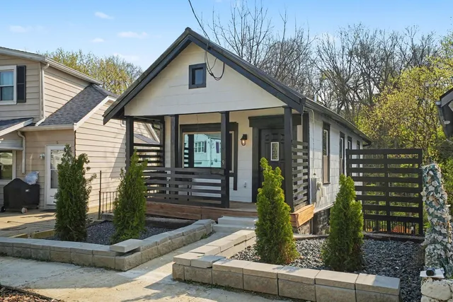 9 Alberta St, Covington, KY 41016