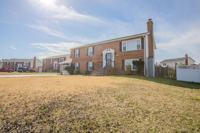 5017 Rodgers Dr   #A, Clinton, MD 20735