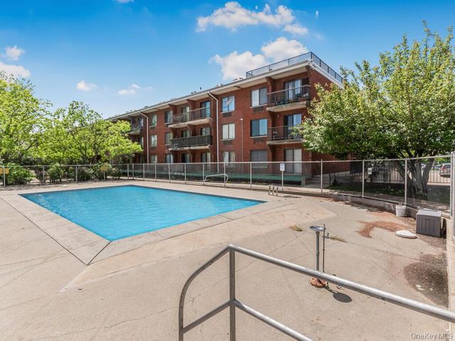10813 Seaview Avenue #41B, Brooklyn, NY 11236