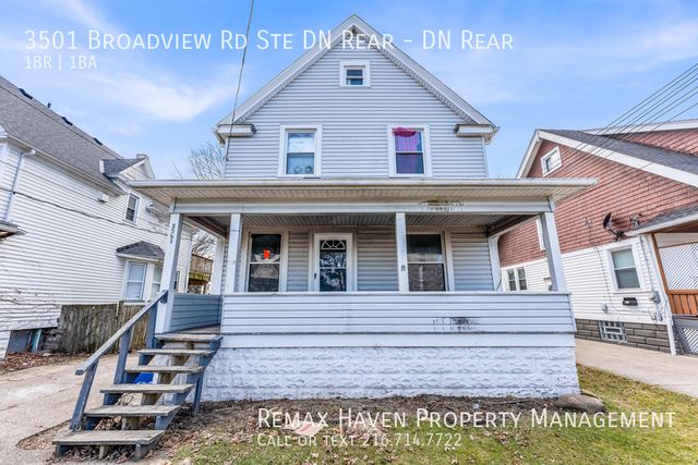 3501 Broadview Rd, Cleveland, OH 44109
