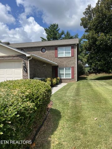 1746 William Blount Dr, Maryville, TN 37801
