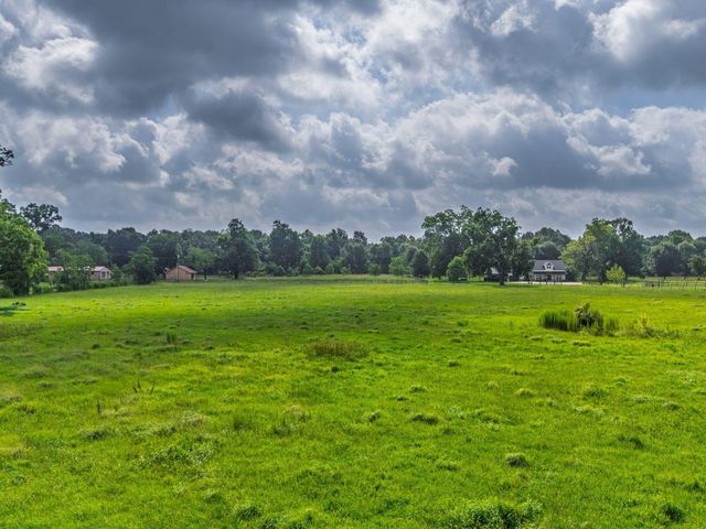 S  Of Ford Ave, Dayton, TX 77535