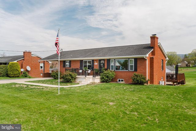 211 Al Good Dr, Stanley, VA 22851