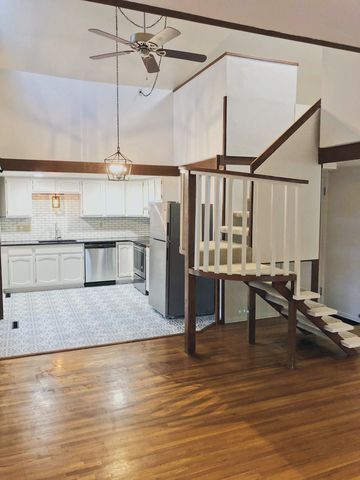 429 W  Randle Manor St, Wichita, KS 67203
