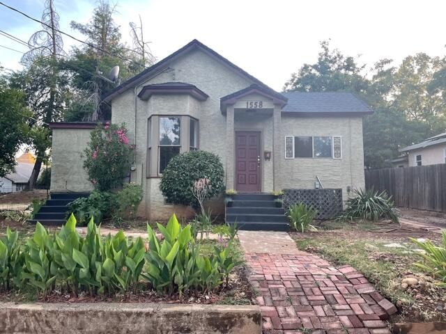 1558 Willis St Redding Ca 3 Bed 2 Bath Single Family Home Mls 21 2496 45 Photos Trulia 1558 Willis St Redding Ca 3 Bed 2 Bath Single Family Home Mls 21 2496 45 Photos Trulia