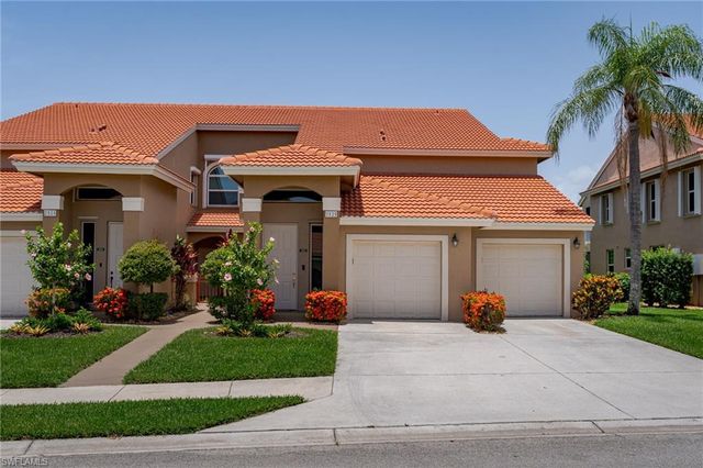 2525 Aspen Creek Ln #202, Naples, FL 34119