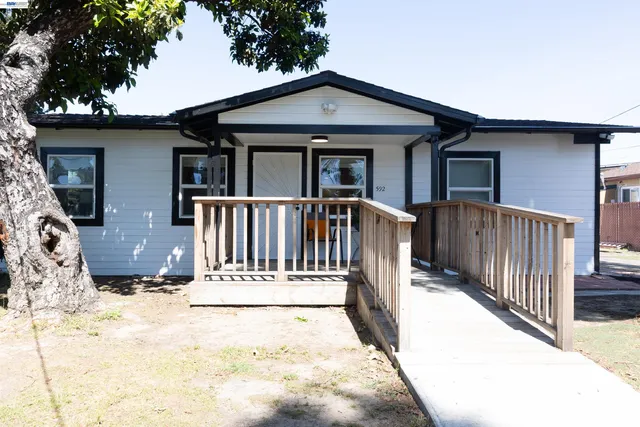 592 Willow Ave, Hayward, CA 94541