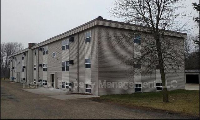 424 1st Ave  NW #1, Pelican Rapids, MN 56572