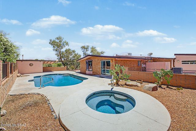5965 N  Placita Esquina, Tucson, AZ 85718