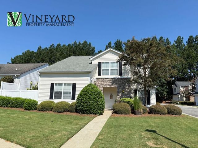 421 Windcroft Cir  NW, Acworth, GA 30101