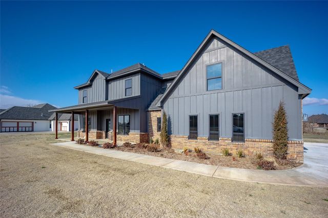 5391 NE Elk Point Rd, Elgin, OK 73538