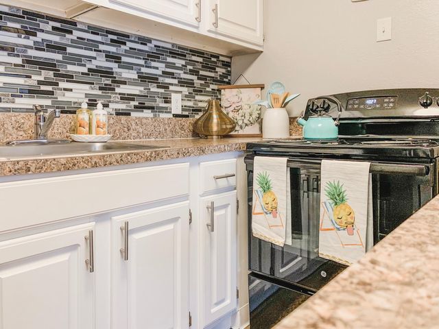 3200 Hartley Rd #6, Jacksonville, FL 32257